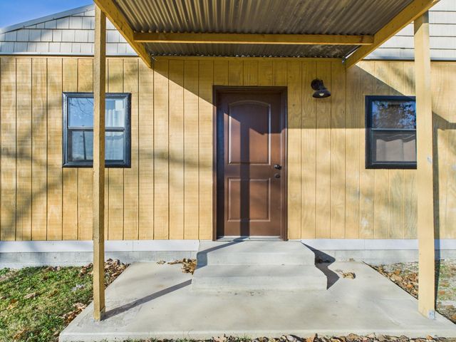 523 Pine Street, Cabool, MO 65689