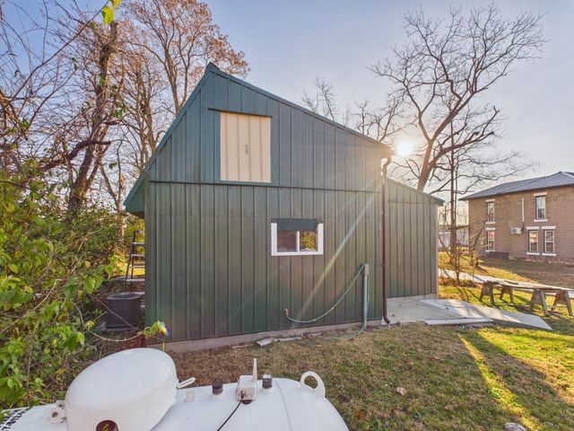 523 Pine Street, Cabool, MO 65689