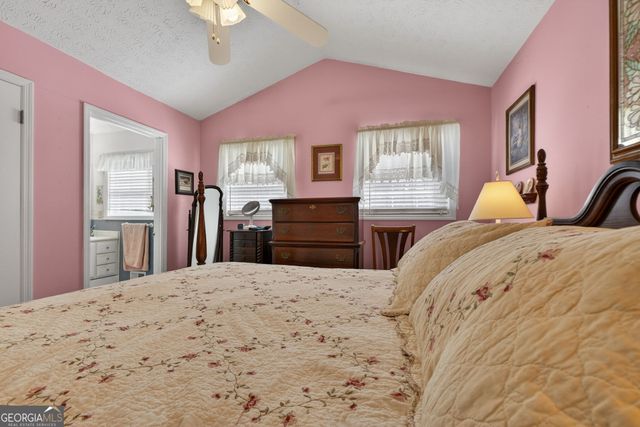 385 Charlotte Boulevard, Stockbridge, GA 30281