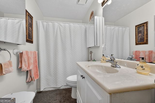 385 Charlotte Boulevard, Stockbridge, GA 30281