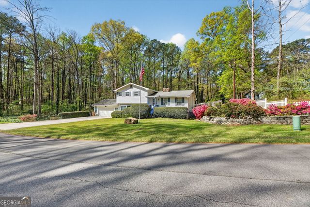 385 Charlotte Boulevard, Stockbridge, GA 30281