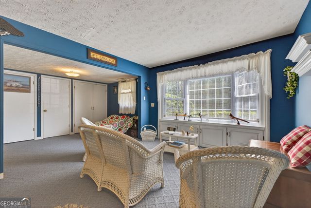 385 Charlotte Boulevard, Stockbridge, GA 30281