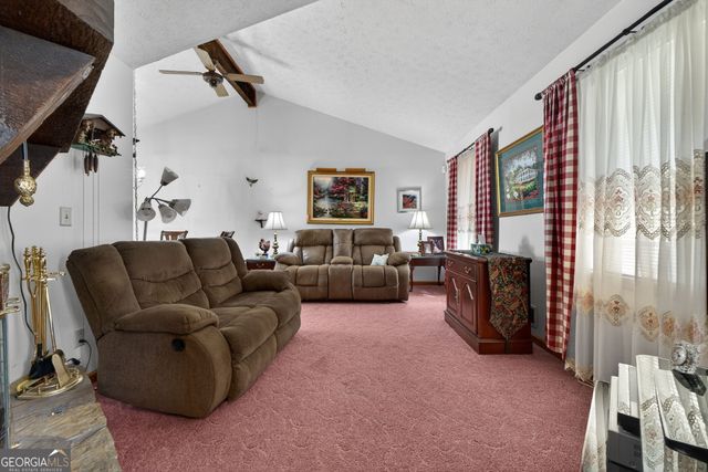 385 Charlotte Boulevard, Stockbridge, GA 30281