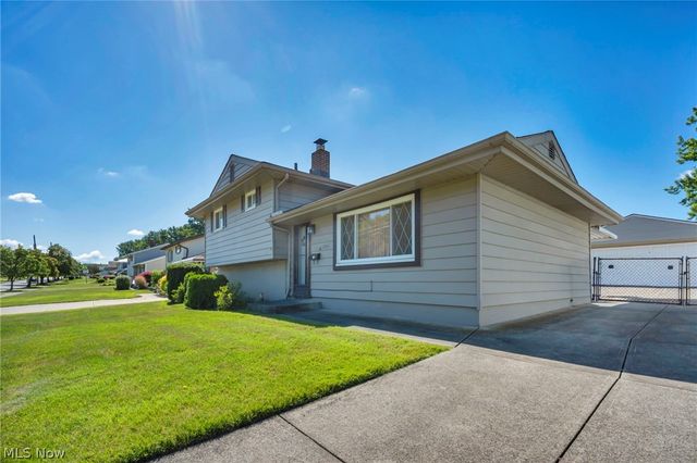 14121 Donald Drive, Brook Park, OH 44142