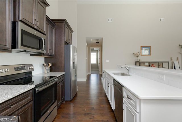 113 Barnyard Way, Perry, GA 31069