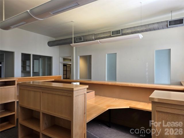 60 Biltmore Avenue, Asheville, NC 28801