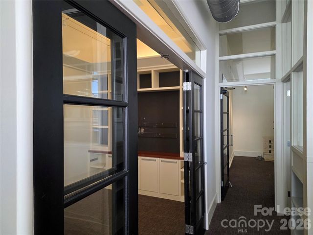 60 Biltmore Avenue, Asheville, NC 28801