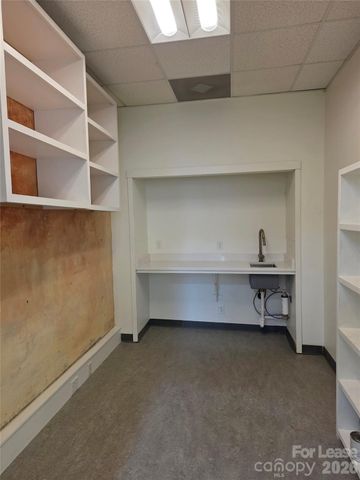 60 Biltmore Avenue, Asheville, NC 28801