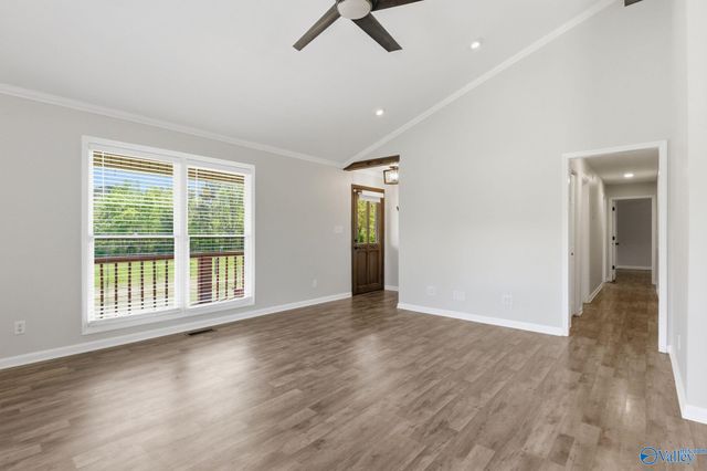 1094 Perkins Wood Road, Hartselle, AL 35640