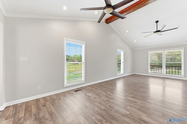 1094 Perkins Wood Road, Hartselle, AL 35640