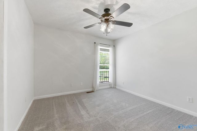 1094 Perkins Wood Road, Hartselle, AL 35640