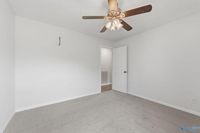 1094 Perkins Wood Road, Hartselle, AL 35640