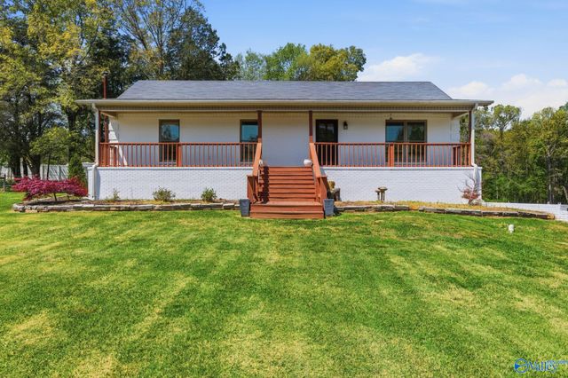 1094 Perkins Wood Road, Hartselle, AL 35640