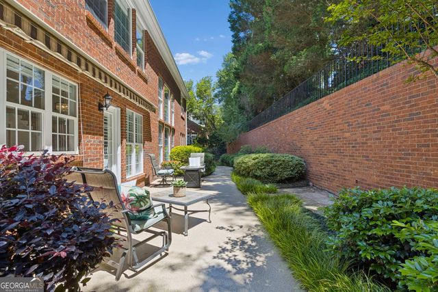 2139 Wrights Mill Circle NE, Atlanta, GA 30324
