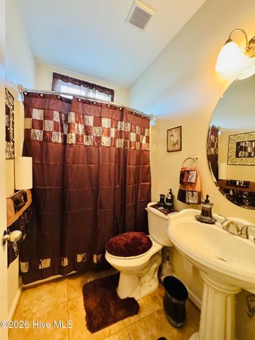 120 Laurel Woods Boulevard, Currituck, NC 27929