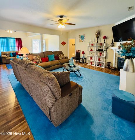 120 Laurel Woods Boulevard, Currituck, NC 27929