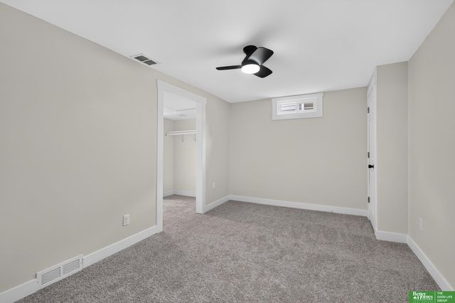 5805 N 36th Street, Omaha, NE 68111
