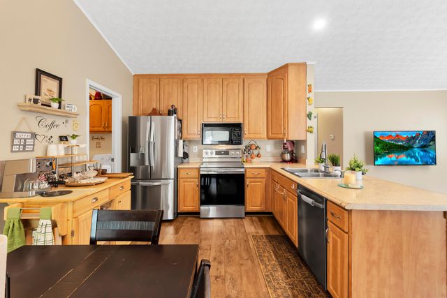 7740 Stoneford Drive, Columbus, OH 43235