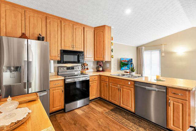 7740 Stoneford Drive, Columbus, OH 43235