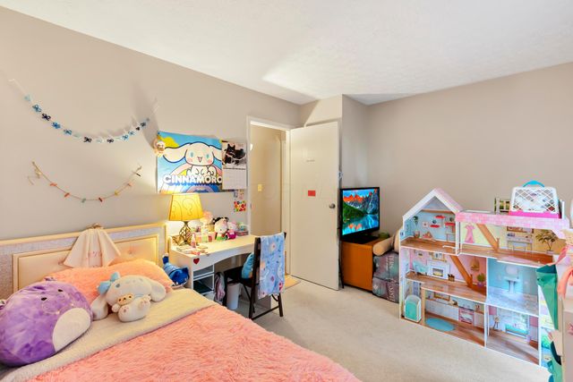 7740 Stoneford Drive, Columbus, OH 43235