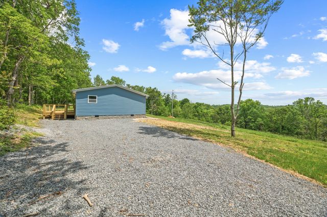 518 Beaver Lane, Gainesboro, TN 38562