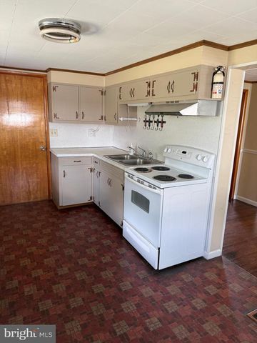 9410 TOMSTOWN ROAD, Waynesboro, PA 17268
