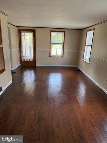 9410 TOMSTOWN ROAD, Waynesboro, PA 17268