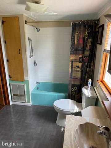 9410 TOMSTOWN ROAD, Waynesboro, PA 17268