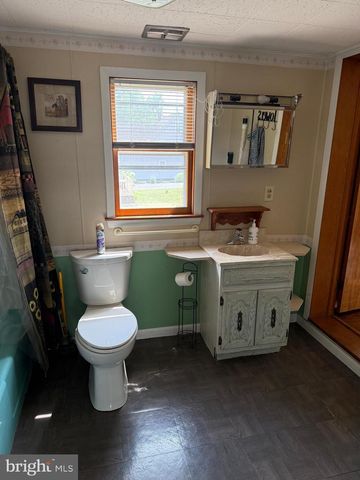 9410 TOMSTOWN ROAD, Waynesboro, PA 17268