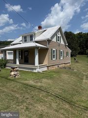 9410 TOMSTOWN ROAD, Waynesboro, PA 17268