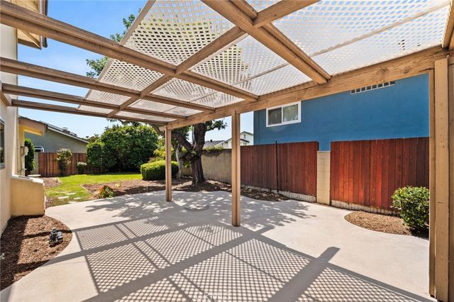 7970 E Ring Street, Long Beach, CA 90808