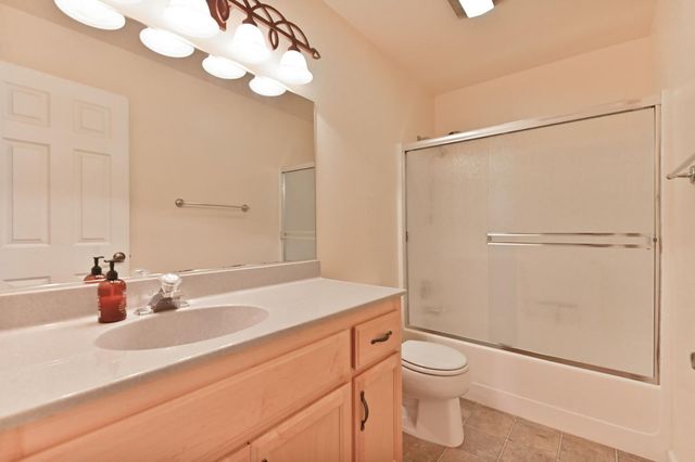 735 Live Oak Dr, Angels Camp, CA 95222