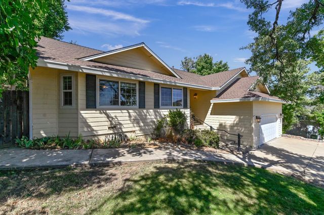 735 Live Oak Dr, Angels Camp, CA 95222