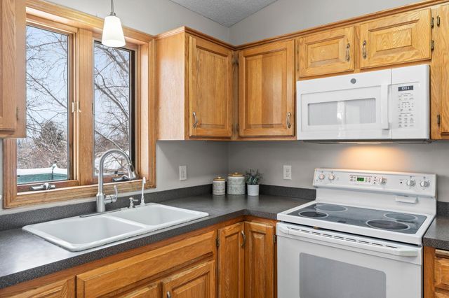 5593 Upper 183rd Street W, Farmington, MN 55024