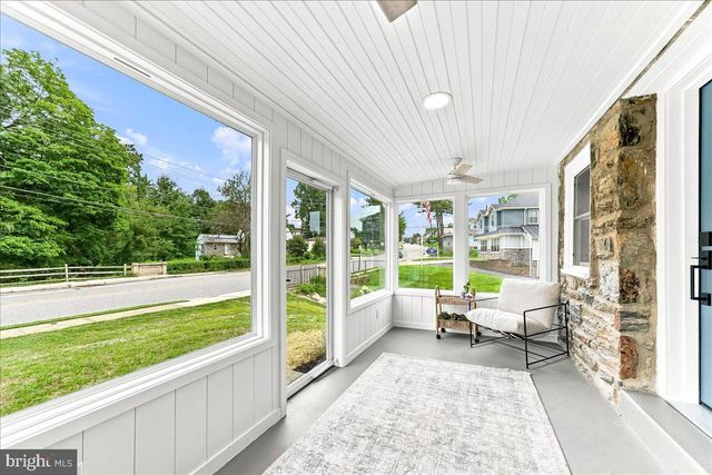 125 S SPROUL RD, Broomall, PA 19008