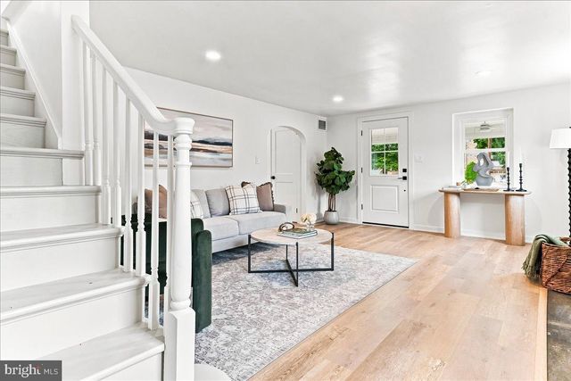 125 S SPROUL RD, Broomall, PA 19008