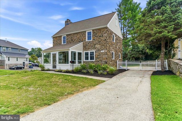 125 S SPROUL RD, Broomall, PA 19008