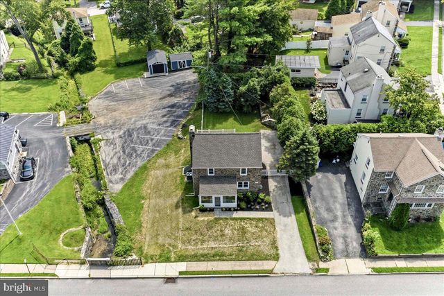 125 S SPROUL RD, Broomall, PA 19008