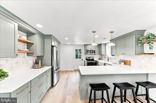 125 S SPROUL RD, Broomall, PA 19008