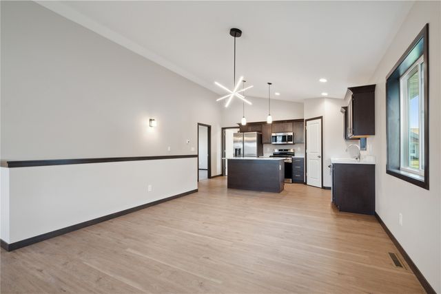 3090 Yorkshire Court, Marion, IA 52302