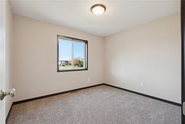 3090 Yorkshire Court, Marion, IA 52302