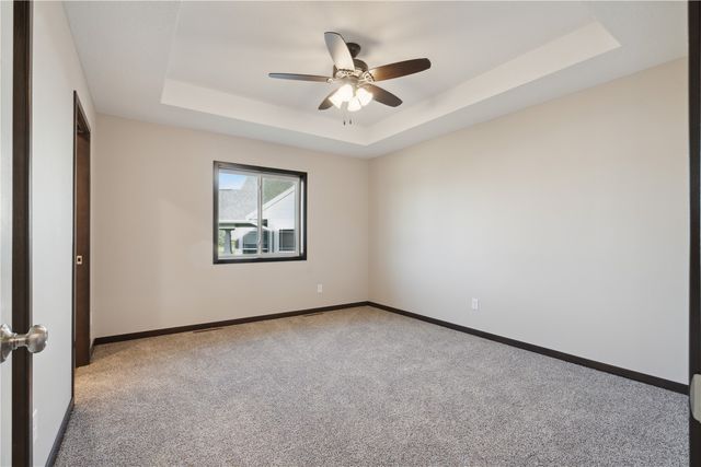 3090 Yorkshire Court, Marion, IA 52302