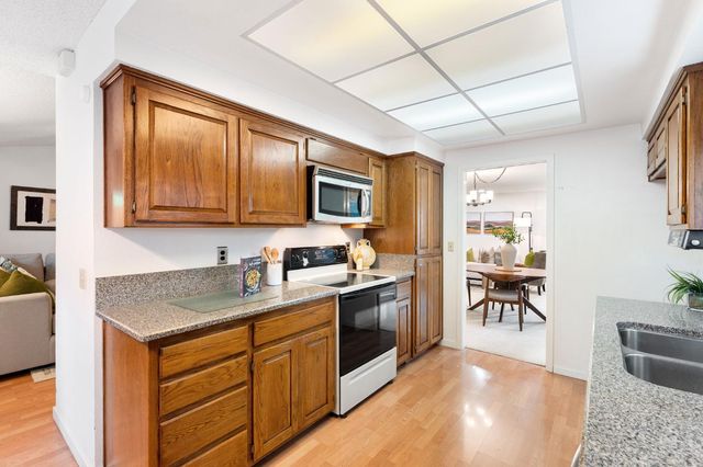 2837 Tiffany West Way, Sacramento, CA 95827