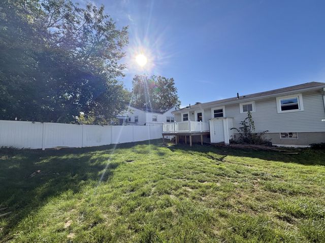 108 Brookline St, Watertown, MA 02472