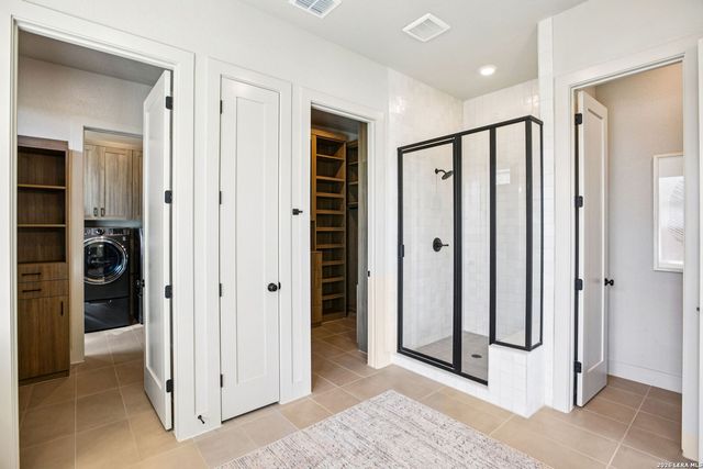 3720 Moru Oak Drive, Seguin, TX 78155