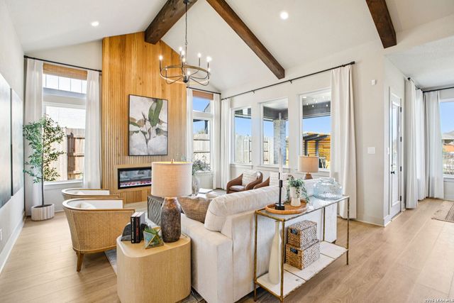 3720 Moru Oak Drive, Seguin, TX 78155