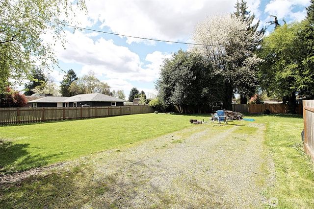 5722 119th Avenue E, Puyallup, WA 98372