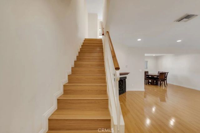 18550 Hatteras Street 76, Tarzana, CA 91356