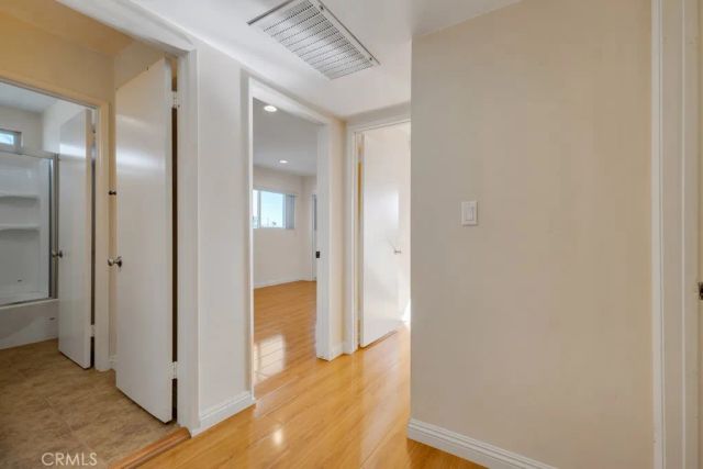 18550 Hatteras Street 76, Tarzana, CA 91356