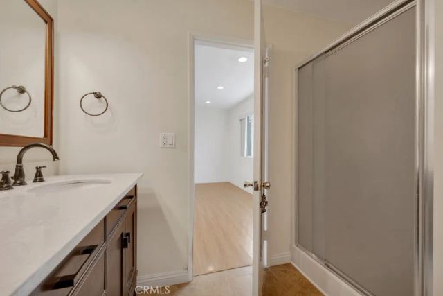 18550 Hatteras Street 76, Tarzana, CA 91356